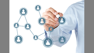 photo hand connecting people